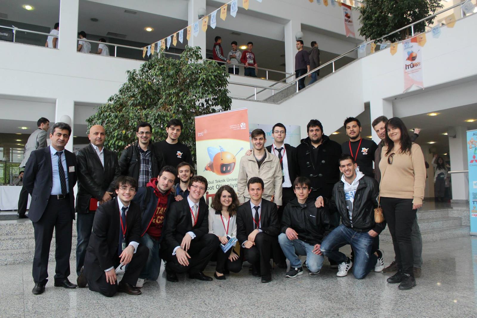 Read more about the article Συμμετοχή της ομάδας στο 8th ITU Robot Olympics (ITURO2014) στην Κωνσταντινούπολη